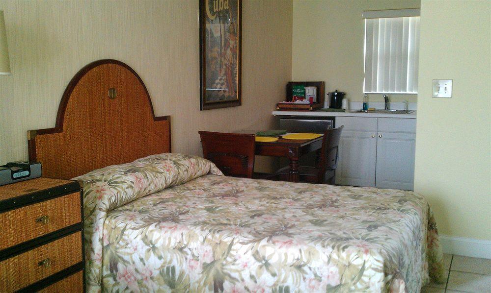 Sunrider Beach Resort Deerfield Beach Bagian luar foto